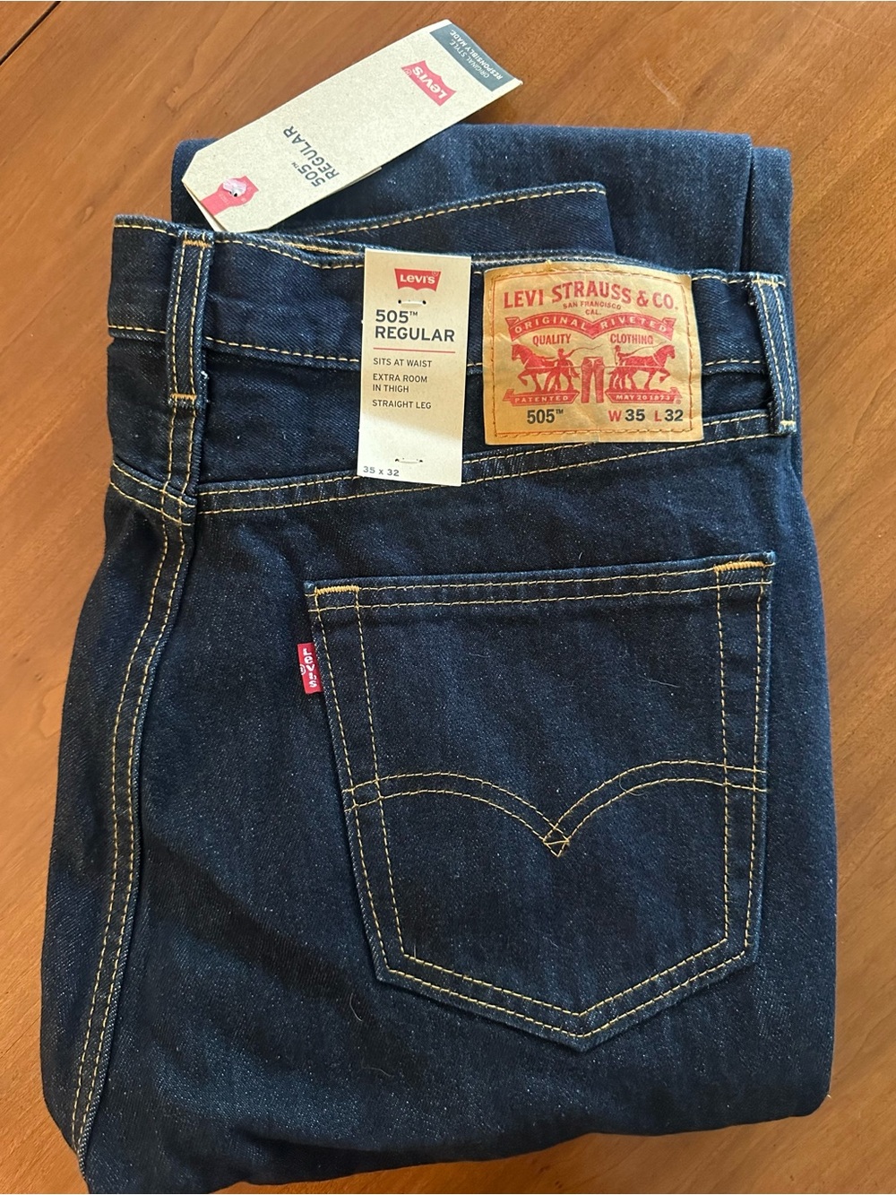 Levi’s 505 Regular Fit Jeans Men’s 35x32 Dark Wash Straight Leg NWT  New